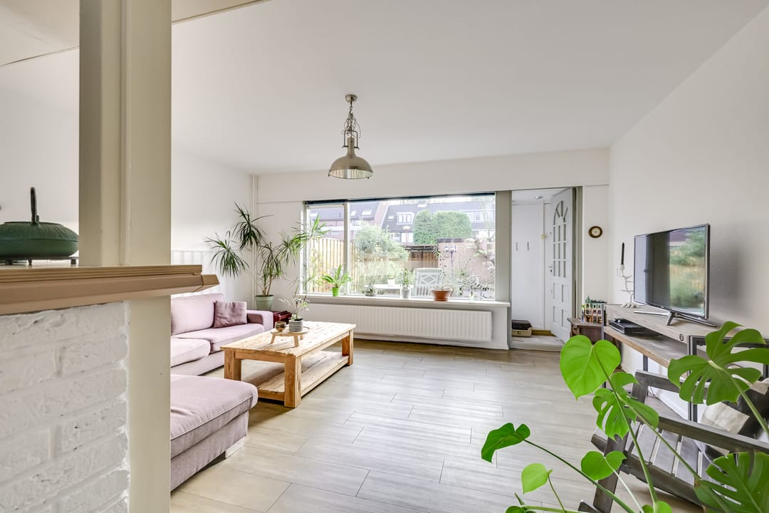 Photo 8 of Zwaardenburg 12