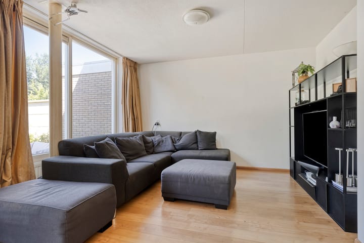 Foto 2 van Haya van Someren-Downerstraat 42