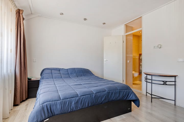 Foto 18 van Haya van Someren-Downerstraat 42