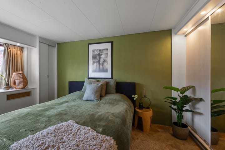 Photo 38 of Dekkerstraat 28