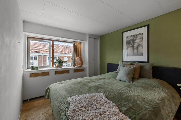 Photo 39 of Dekkerstraat 28