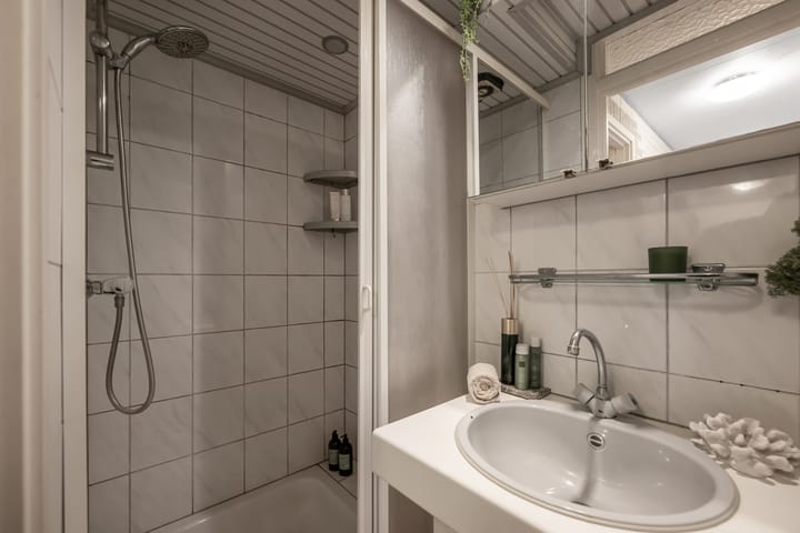 Photo 42 of Dekkerstraat 28