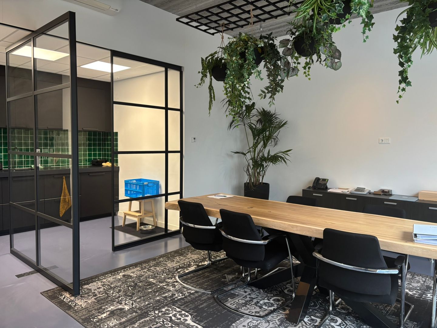 Bekijk foto 2 van Hoofdweg 374