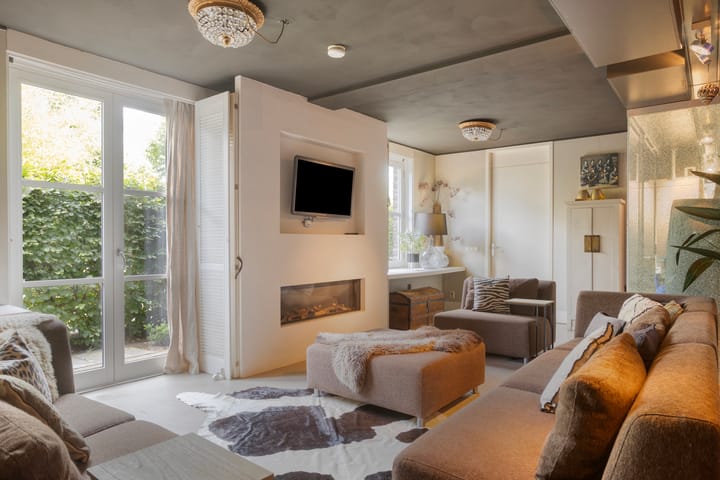 Photo 11 of Hoefslag 10