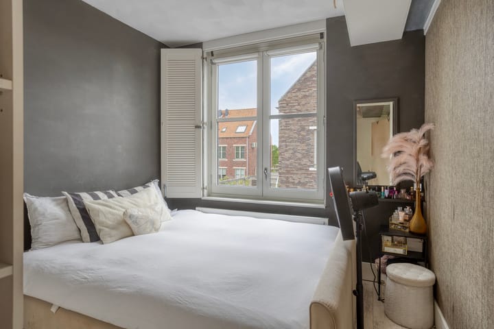 Photo 38 of Hoefslag 10