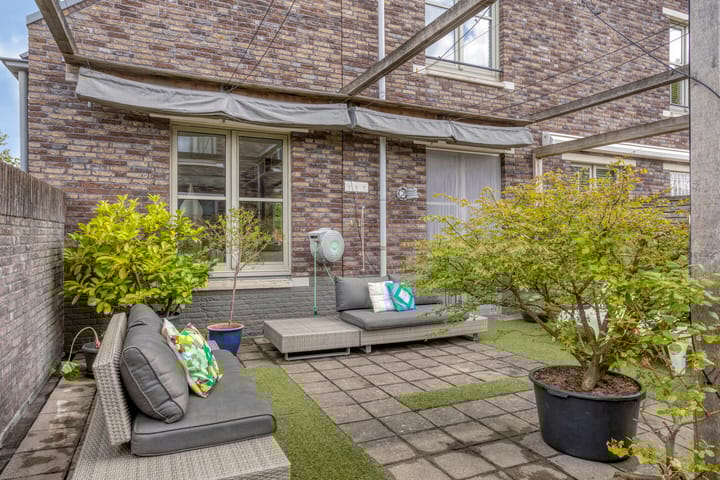 Photo 54 of Hoefslag 10