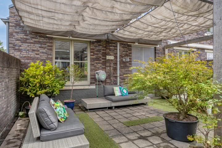 Photo 55 of Hoefslag 10