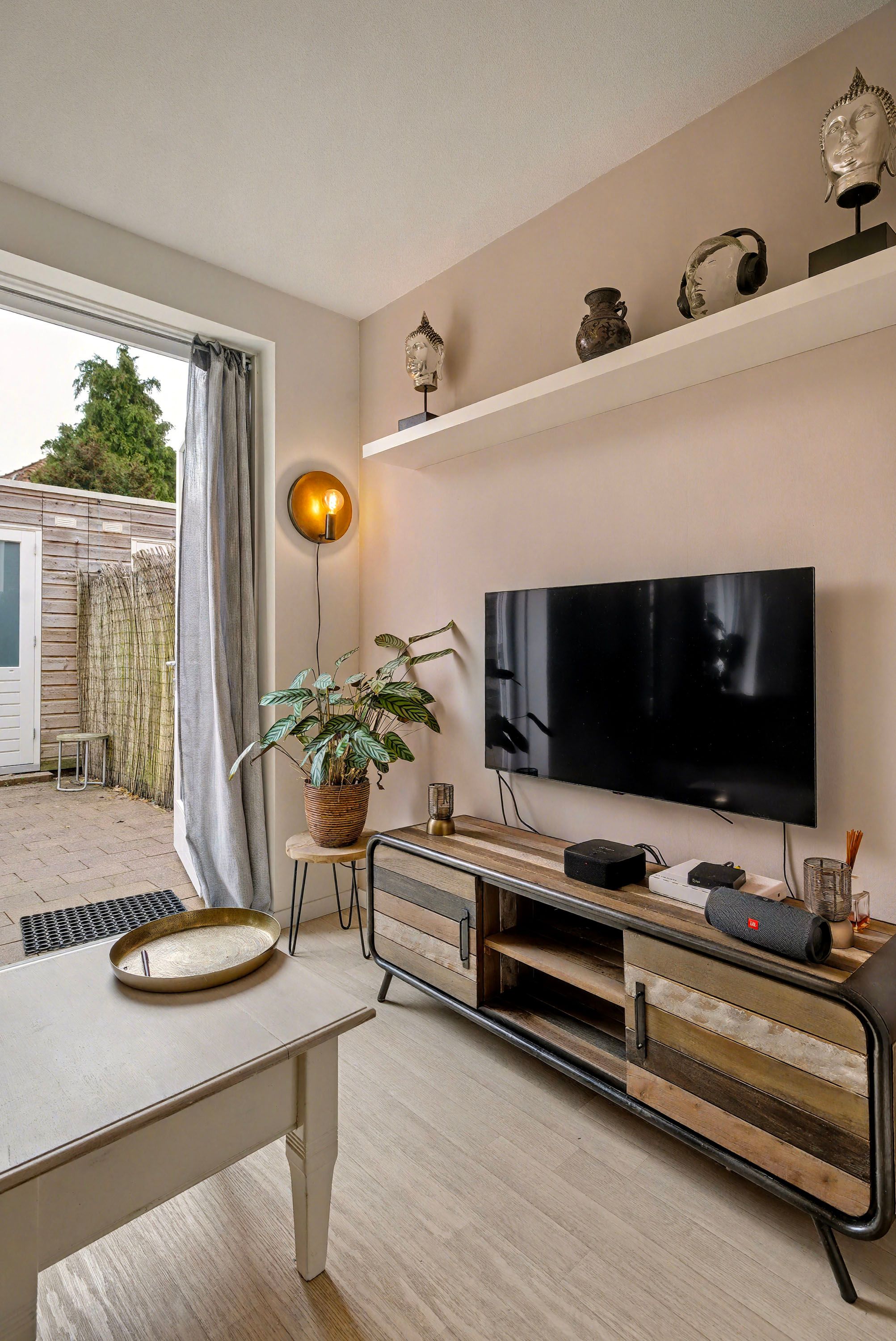 Photo 3 of Narcisstraat 21