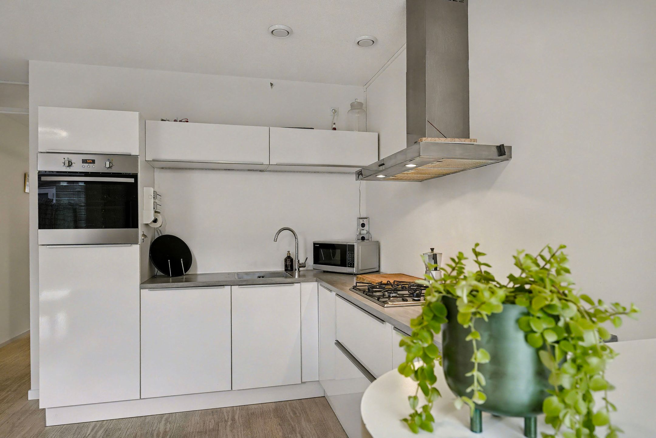 Photo 6 of Narcisstraat 21