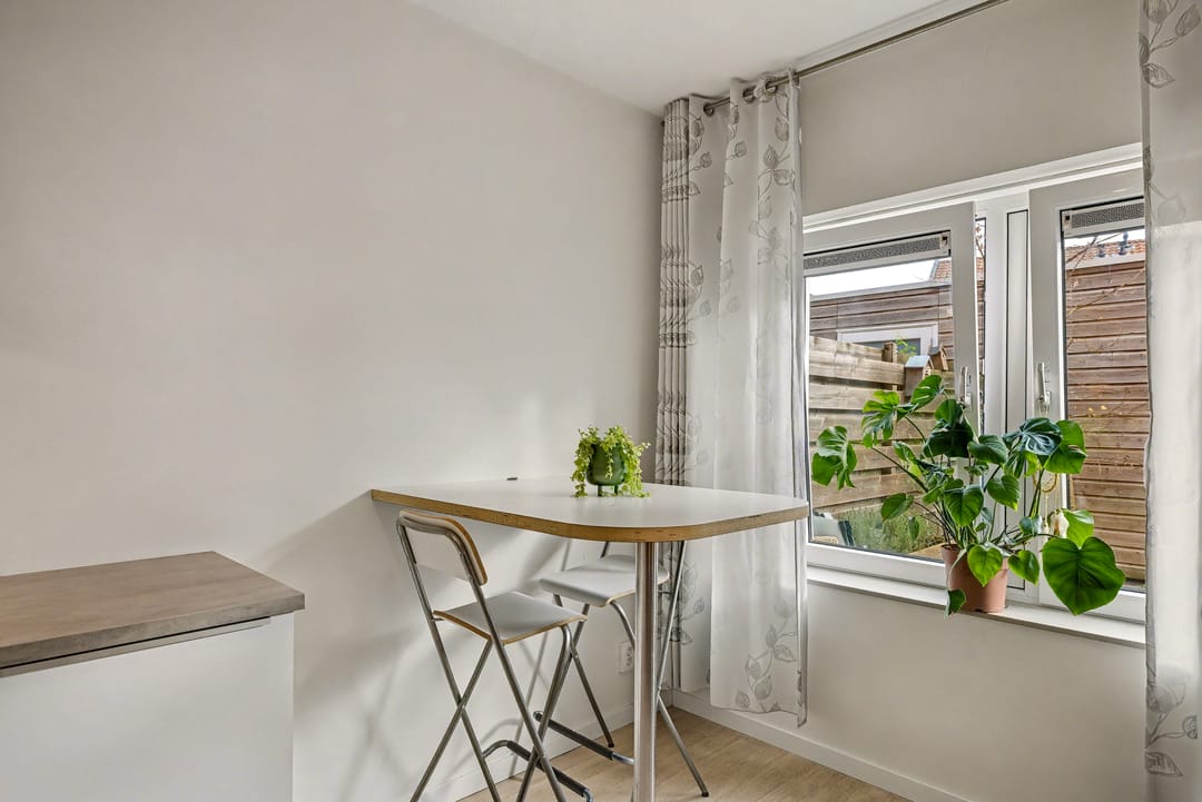 Photo 8 of Narcisstraat 21