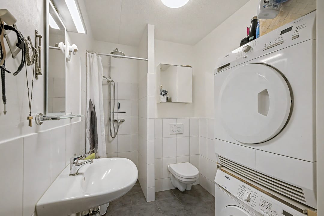 Photo 13 of Narcisstraat 21