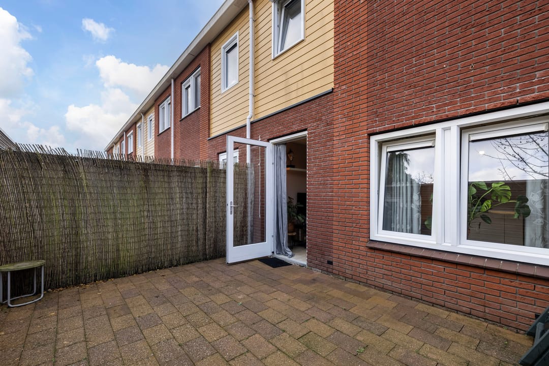 Photo 17 of Narcisstraat 21