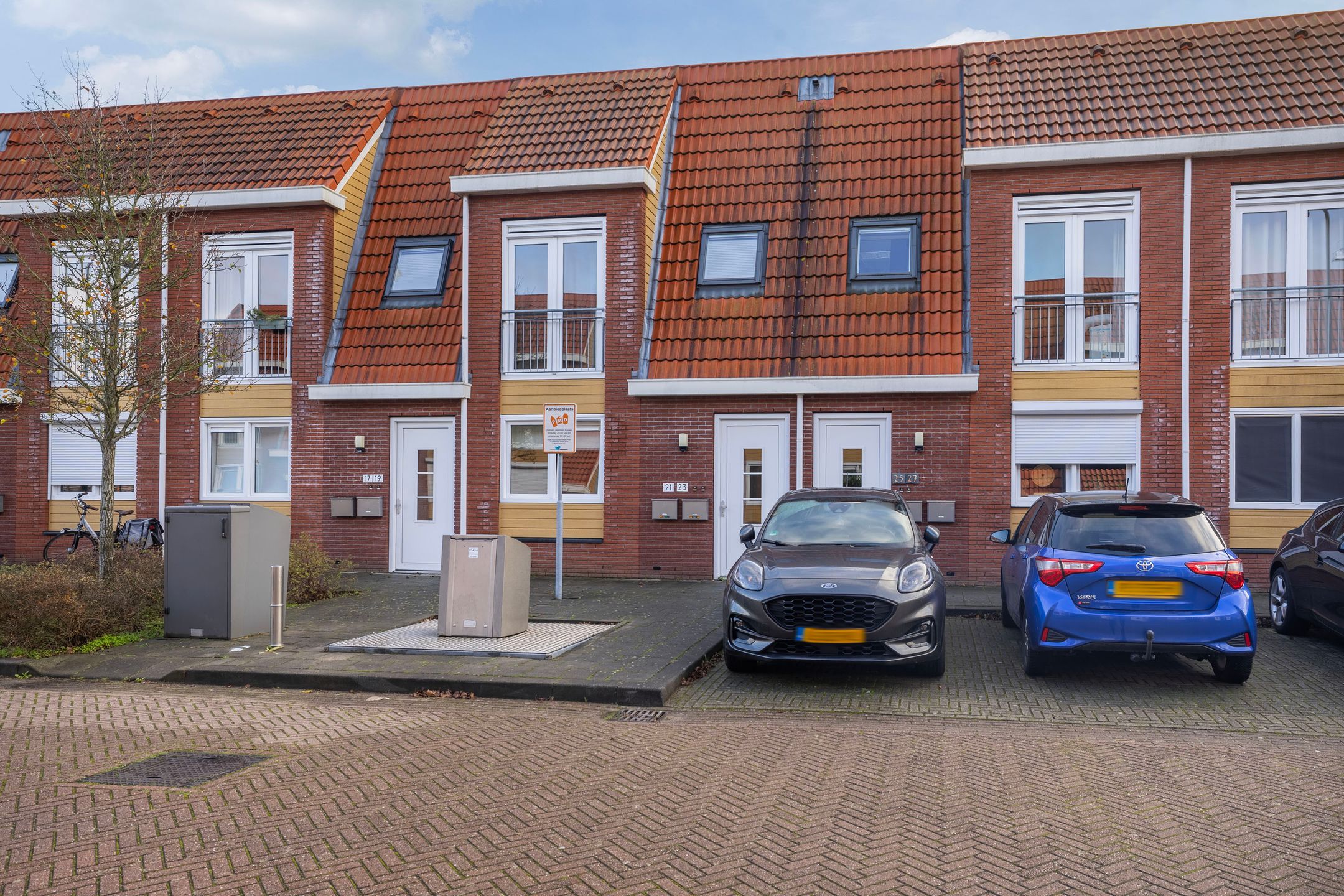 Photo 21 of Narcisstraat 21