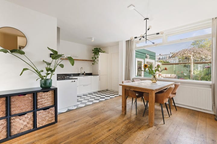 Photo 6 of Dr. Schaepmanstraat 81