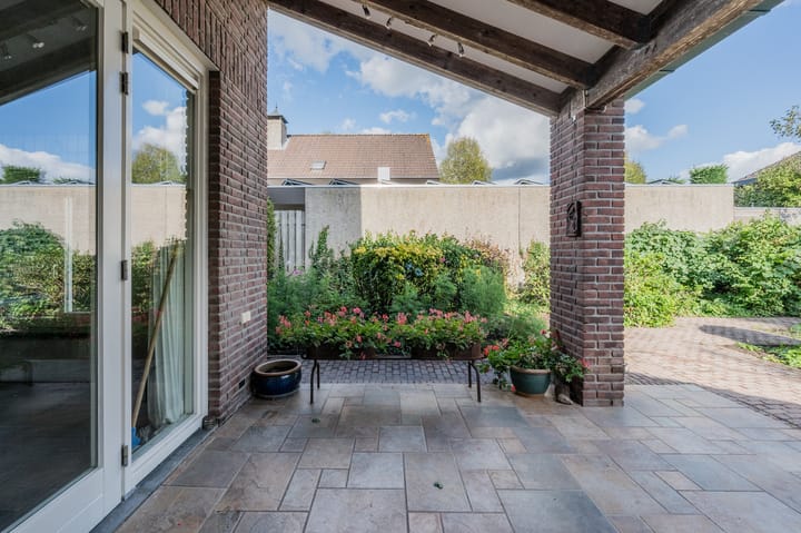 Photo 64 of Jagershei 17