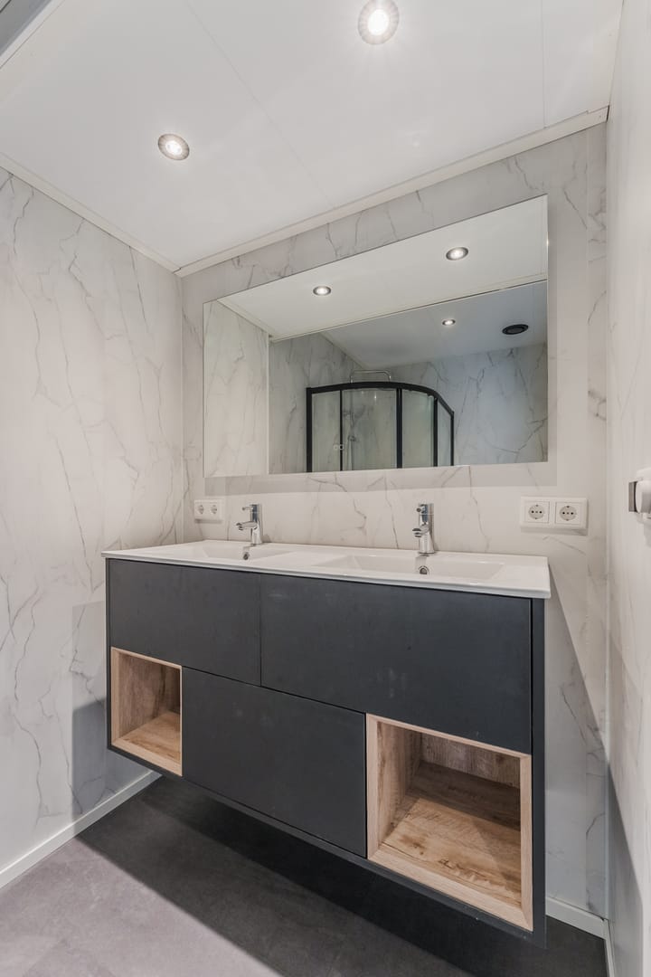 Photo 11 of Rijksstraatweg 183-A