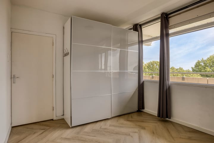 Foto 24 van Pinksterbloemweg 269