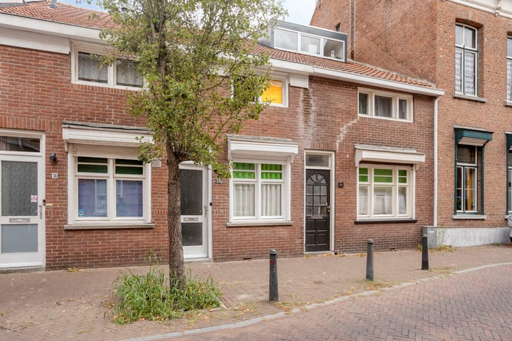 Photo 1 of Grote Bagijnestraat 36
