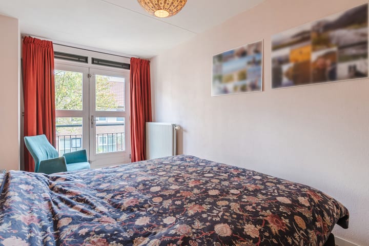 Foto 16 van Woelmuisstraat 4