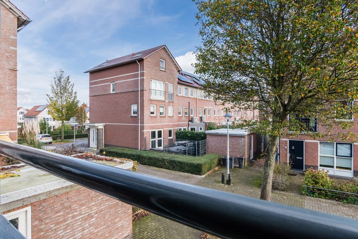 Foto 17 van Woelmuisstraat 4