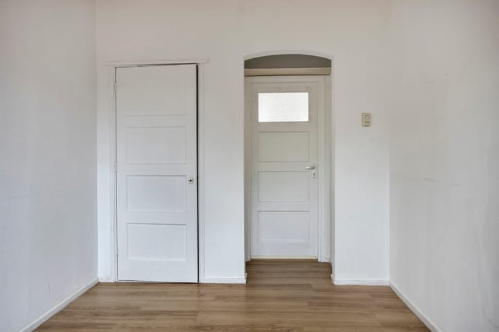 Foto 12 van Floresstraat 9-A