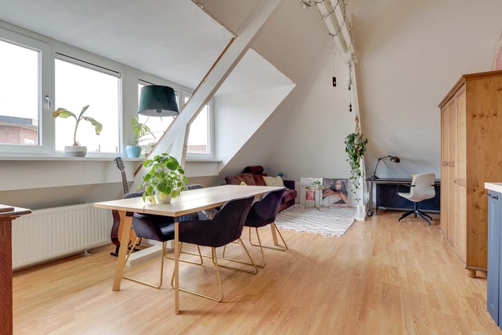 Foto 2 van Sweder van Zuylenweg 6