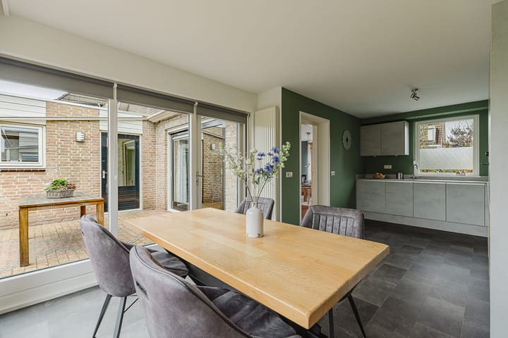 Foto 25 van Aanstee 18