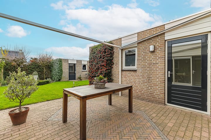 Foto 40 van Aanstee 18