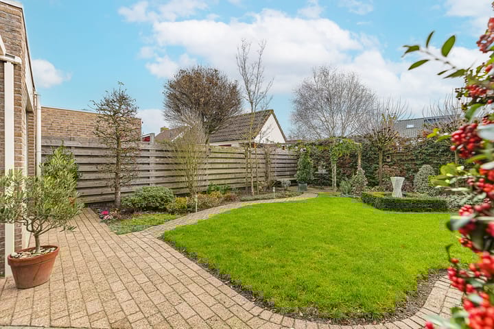 Foto 45 van Aanstee 18