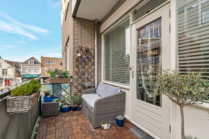 Photo 3 of Raadhuisstraat 9