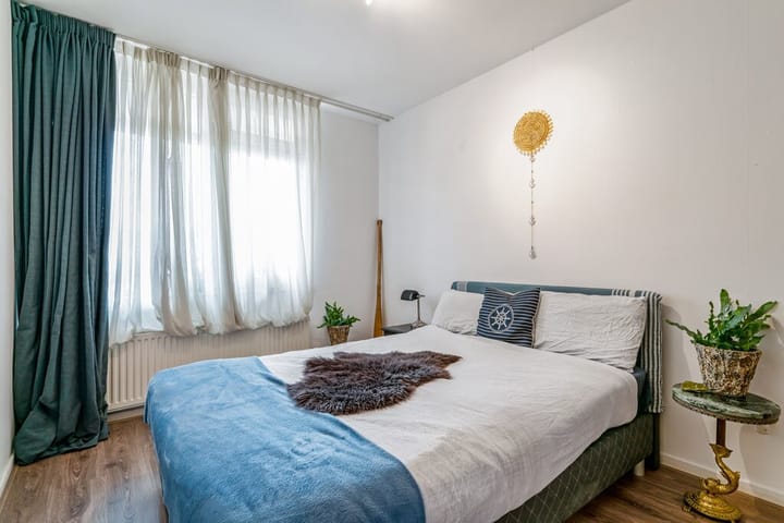 Photo 12 of Raadhuisstraat 9