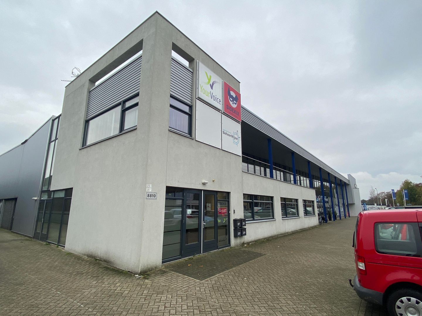 Bekijk foto 1 van Loopkantstraat 23