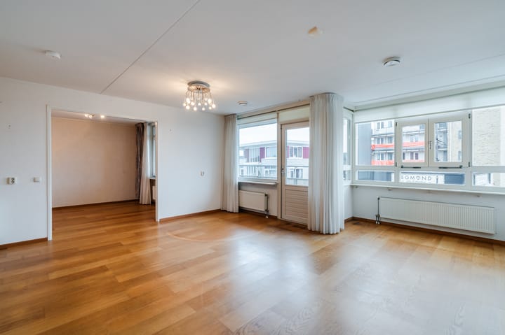 Photo 2 of Zeeweg 105