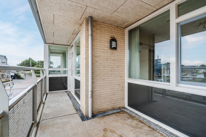 Photo 25 of Zeeweg 105