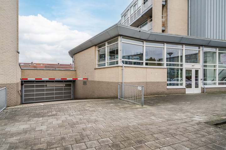 Photo 31 of Zeeweg 105