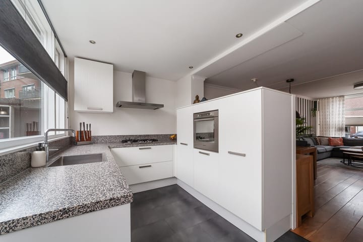 Foto 8 van Rijnweg 122