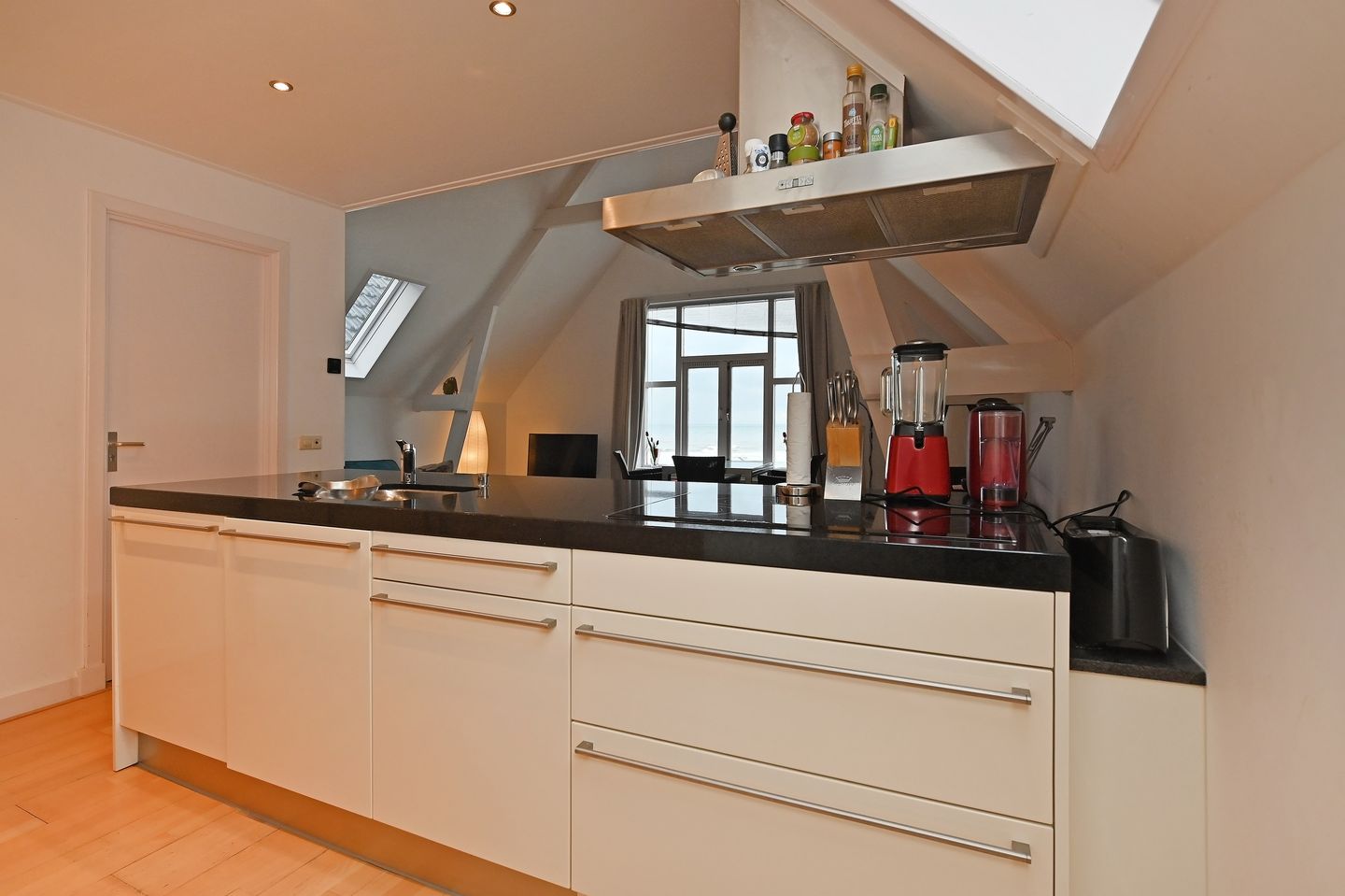 Foto 10 van Zeekant 43-A