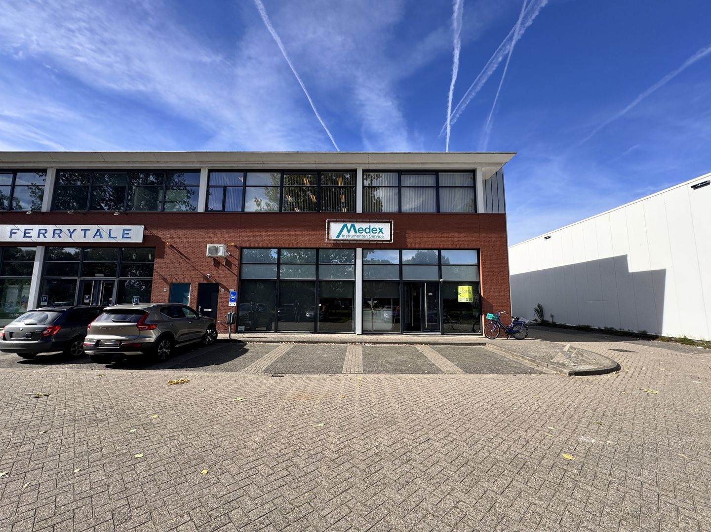 Bekijk foto 1 van Markerkant 10 136-E