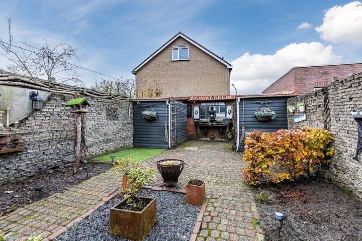 Photo 47 of Kardinaal Frankenbergstraat 21