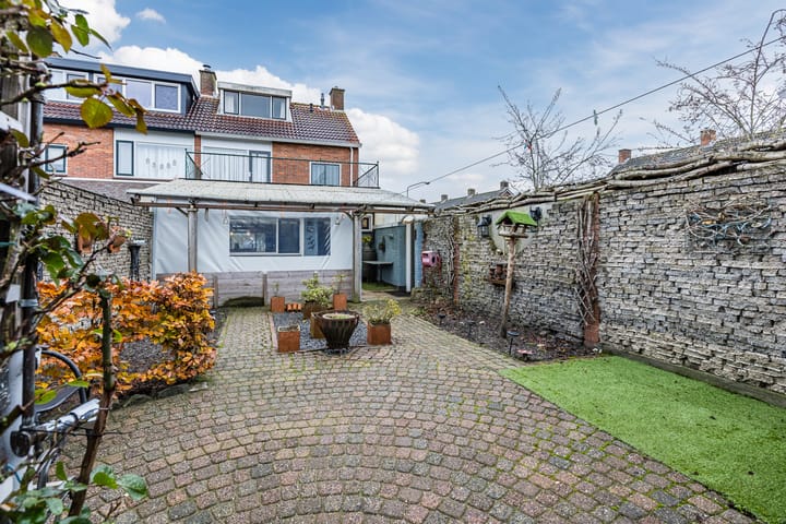 Photo 48 of Kardinaal Frankenbergstraat 21