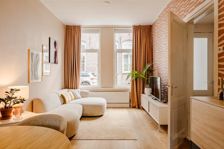 Photo 7 of Generaal De la Reijstraat 33-ZW