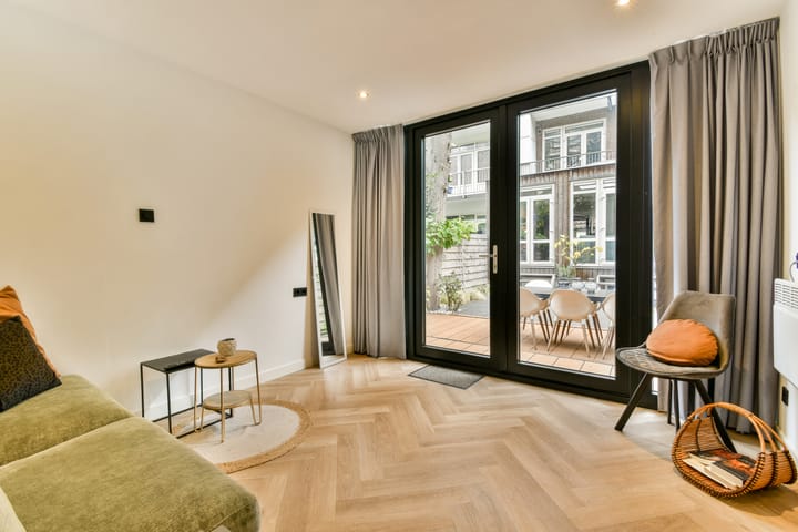 Photo 16 of Van Speijkstraat 129-H