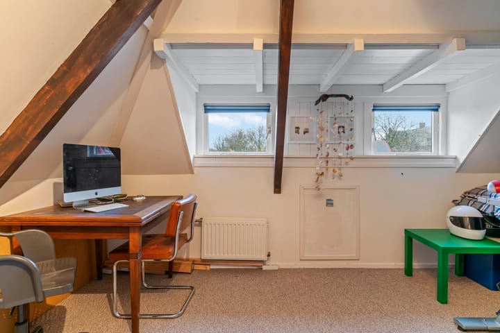 Photo 37 of J.P. Coenstraat 17