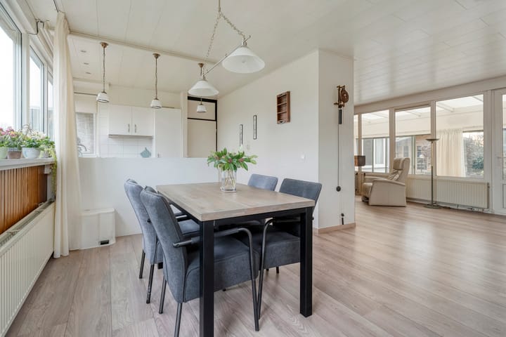 Photo 12 of Constantijn Huygensstraat 32