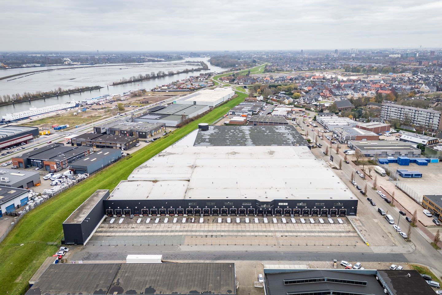 View photo 4 of Nijverheidsweg 61