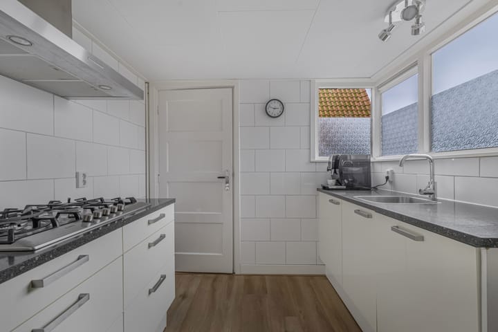 Foto 15 van Jan Gelinde van Blomstraat 11