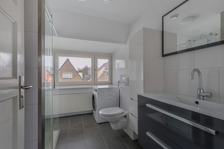 Foto 25 van Jan Gelinde van Blomstraat 11