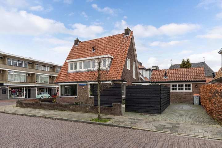 Foto 30 van Jan Gelinde van Blomstraat 11