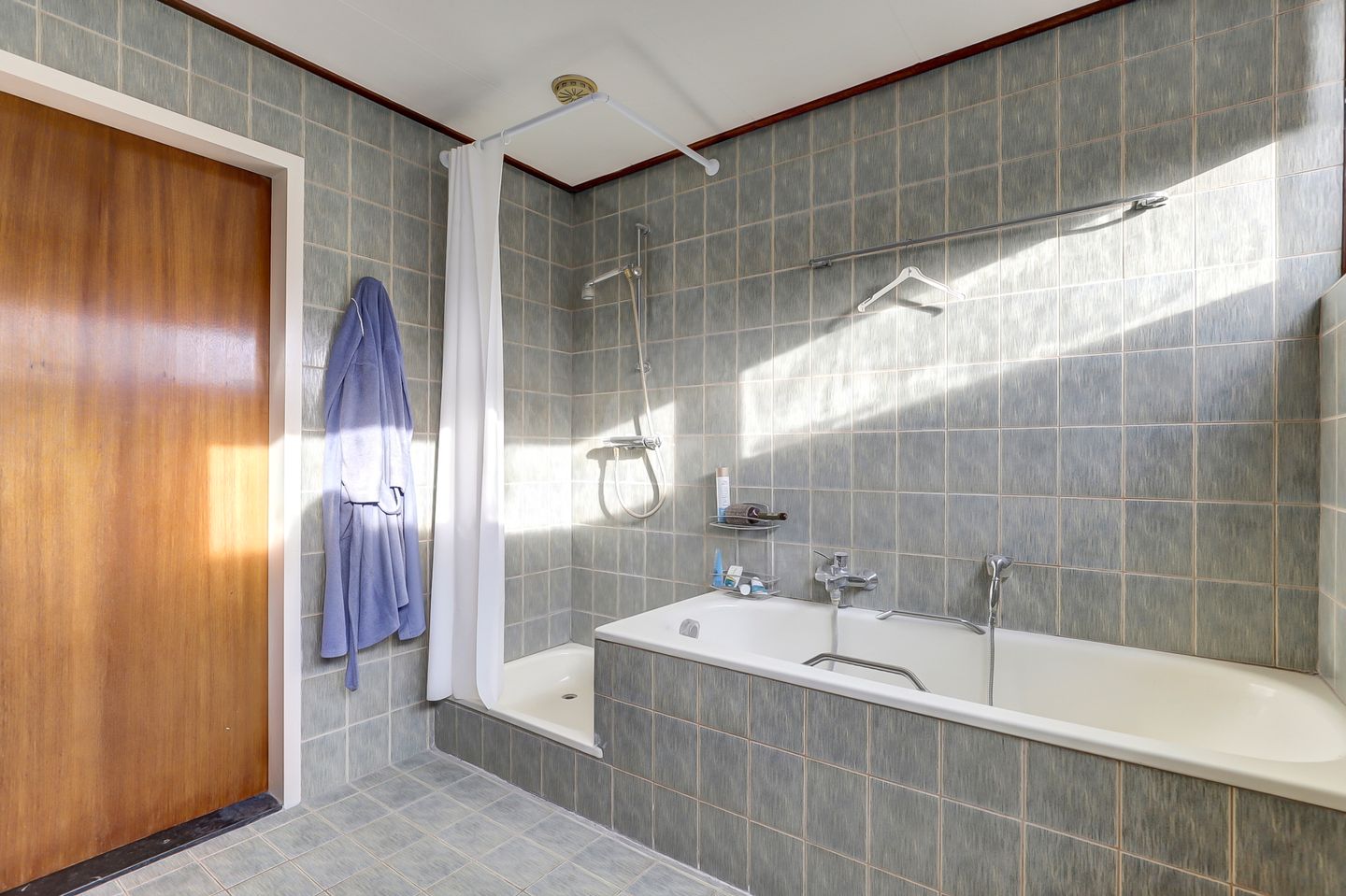 Photo 25 of Piet Mondriaanstraat 2