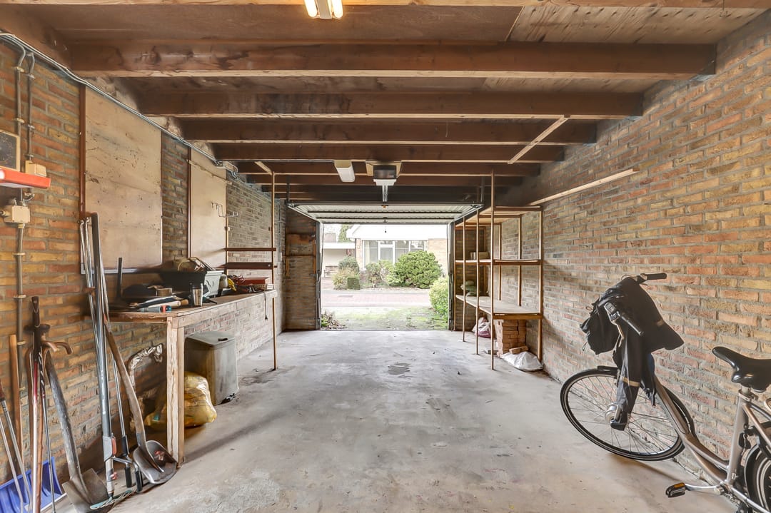 Photo 28 of Piet Mondriaanstraat 2